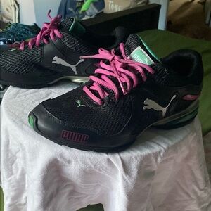 Puma Black and Pink Athletic Sneakers with Cushioned Midsole